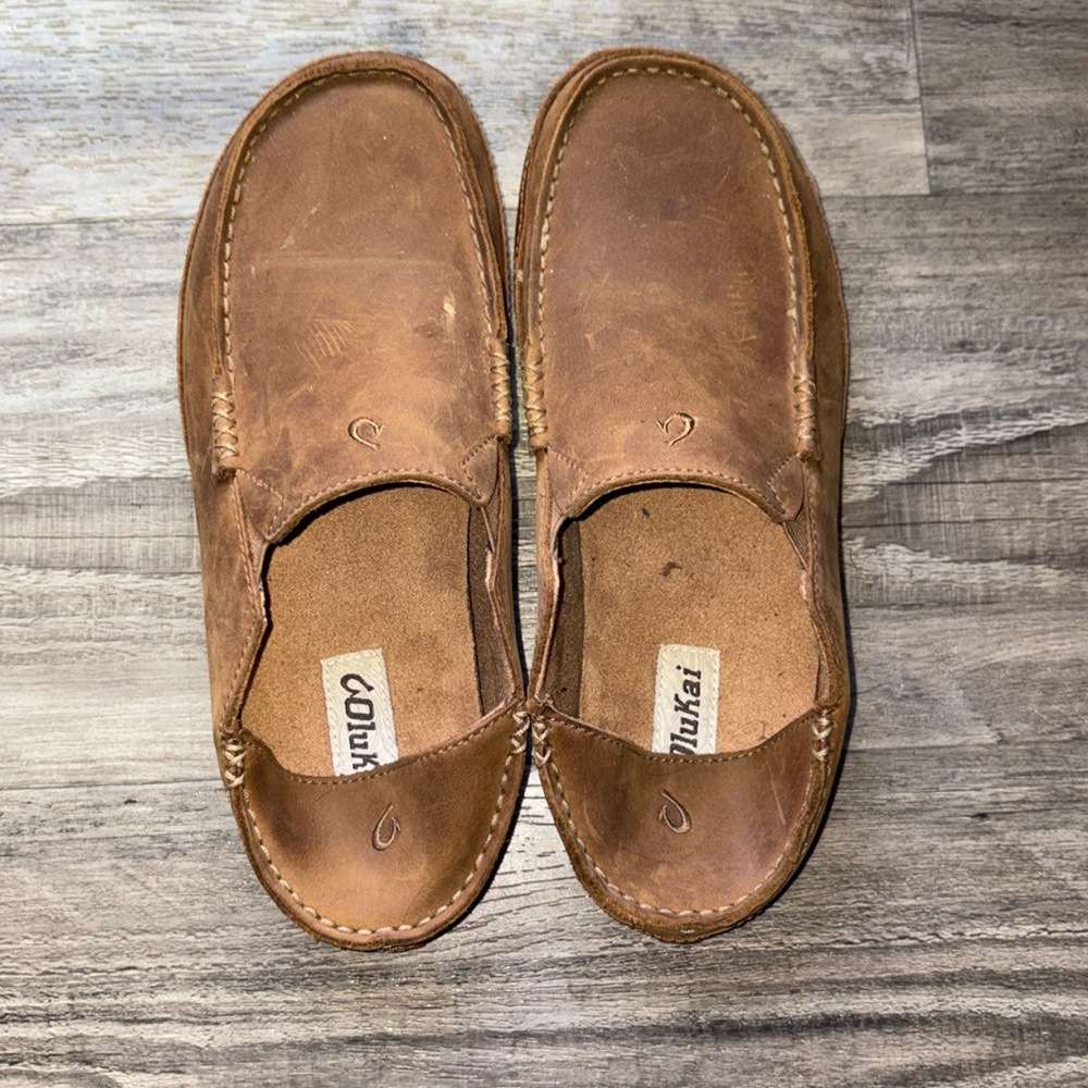 Leather OluKai Shoes, men’s 9